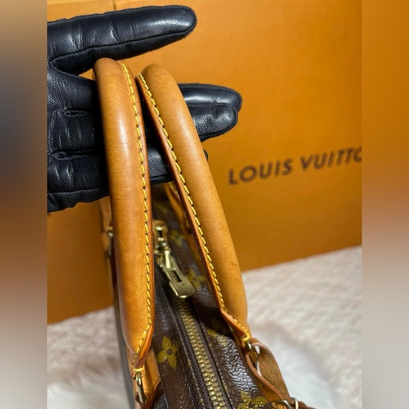 ❌SOLD❌ 🌸PORTE DOCUMENTS VOYAGE HANDBAG  MONOGRAM - Picture 10 of 16